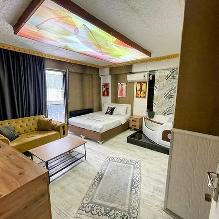 Royal Hotel Fatih Provincia di Istanbul Esterno foto