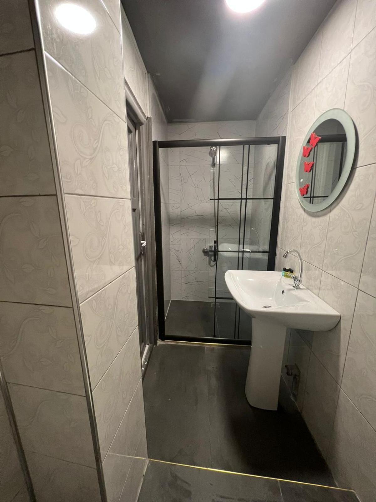 Royal Hotel Fatih Provincia di Istanbul Esterno foto