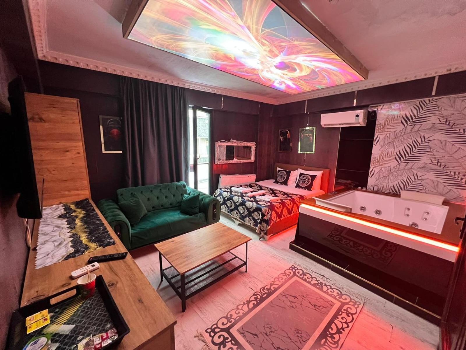 Royal Hotel Fatih Provincia di Istanbul Esterno foto