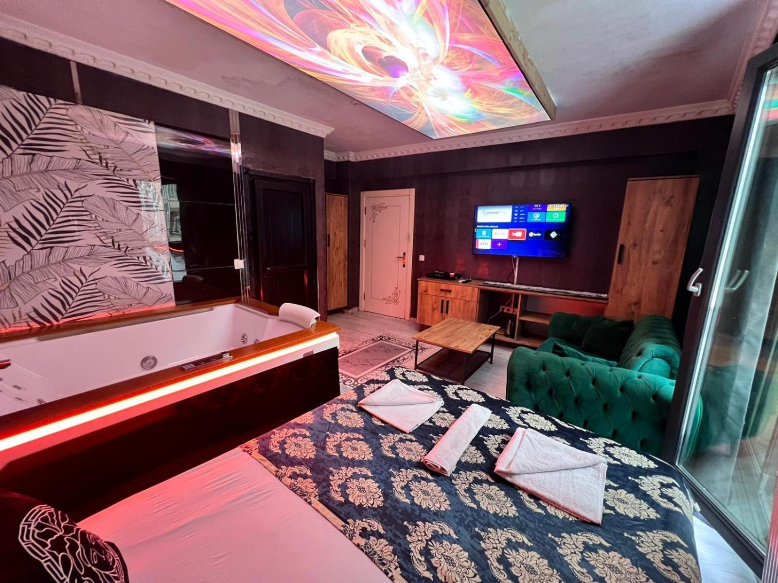 Royal Hotel Fatih Provincia di Istanbul Esterno foto